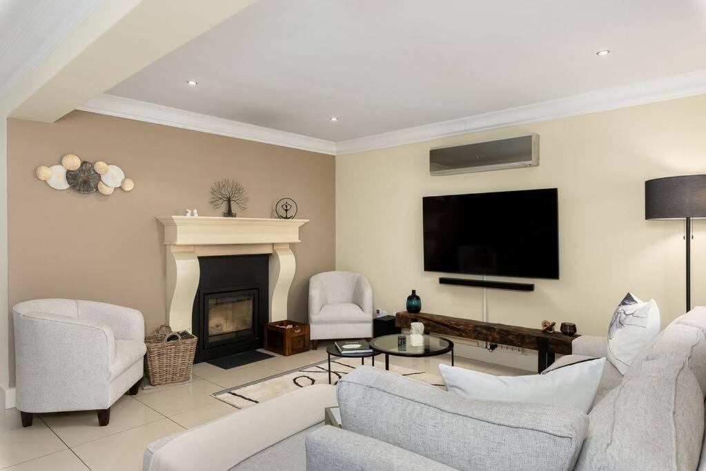 The Tram Home Stay Franschhoek Esterno foto