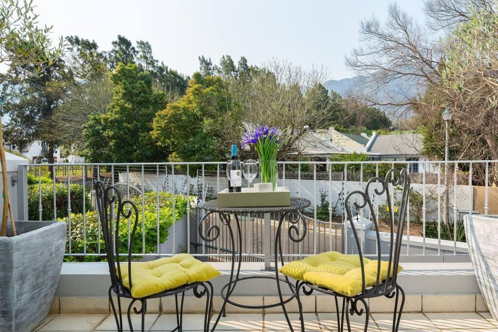 The Tram Home Stay Franschhoek Esterno foto