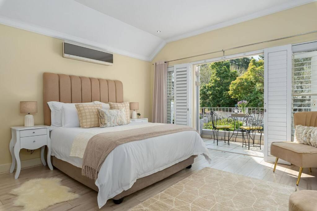 The Tram Home Stay Franschhoek Esterno foto