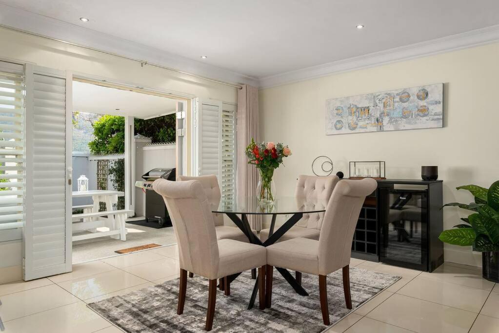 The Tram Home Stay Franschhoek Esterno foto